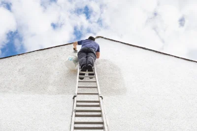 Peinture extérieure à Cerisiers — façades et ravalement
